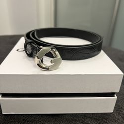 Givenchy Crocodile Belt for Sale in Hollywood, CA - OfferUp