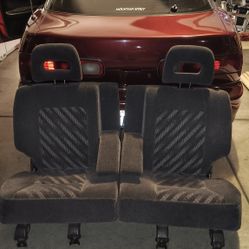 97-91 Honda CRV rear Seats.