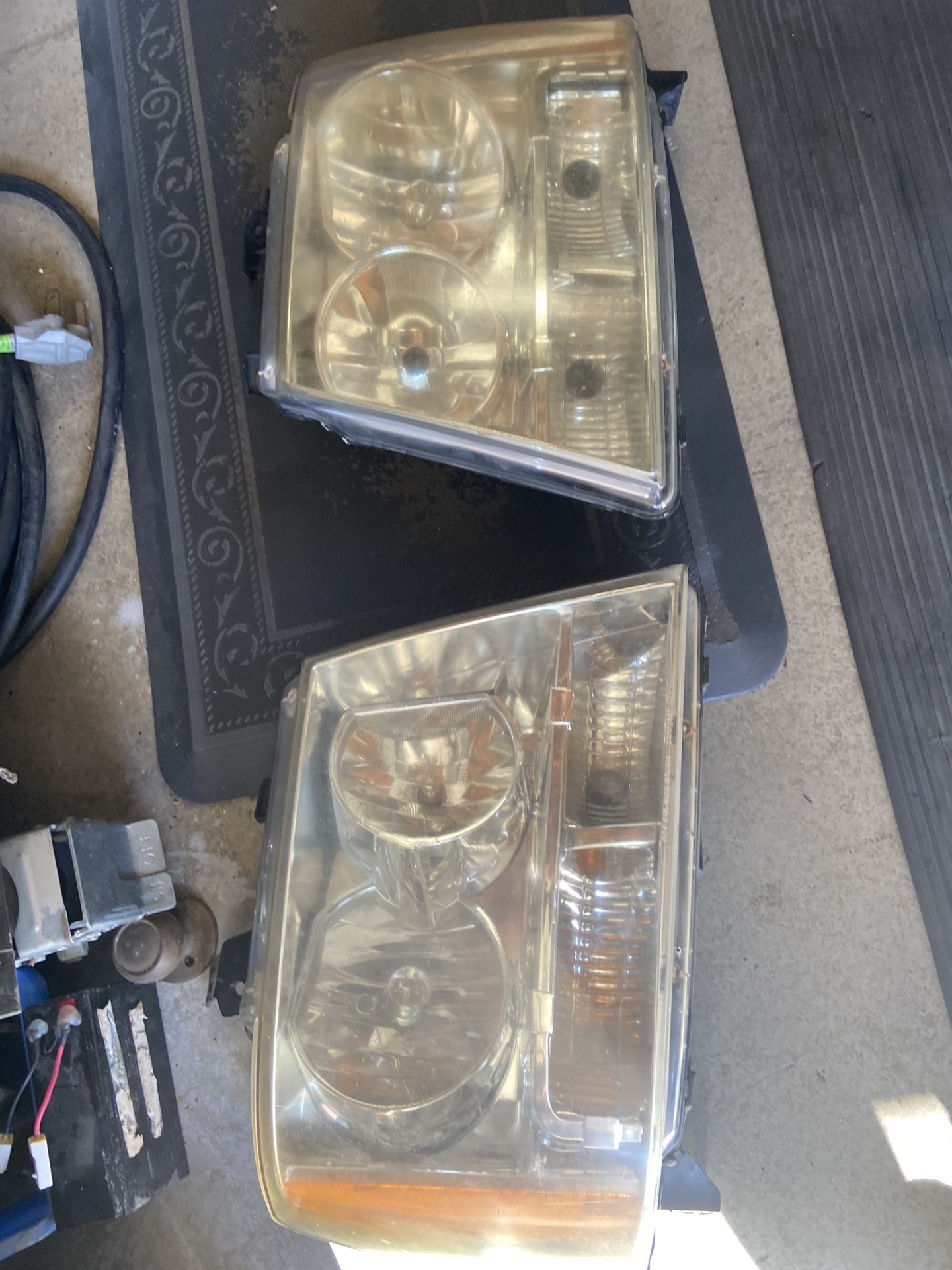 2007 Chevy Classic  Front Headlights