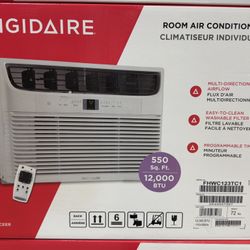 12.000 Btu Window Air Conditioner , Frigidaire