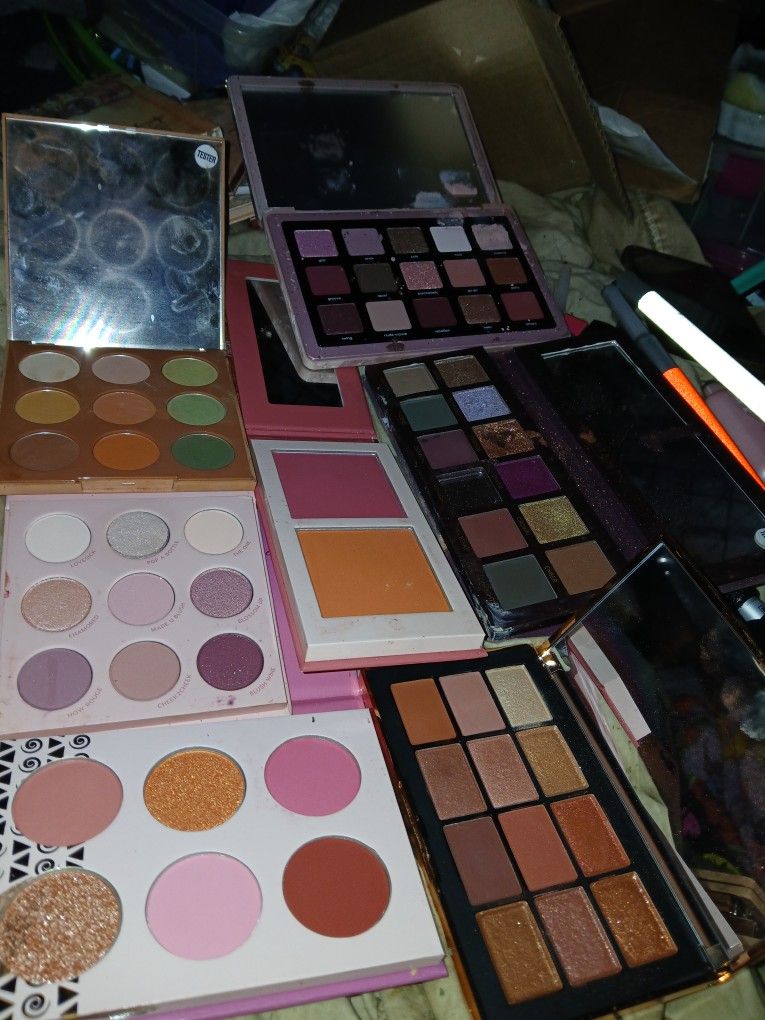 Pallette Lot