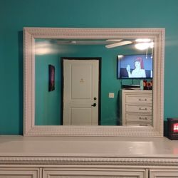 Wardrobe/ Dresser URGENTLY SELLING 