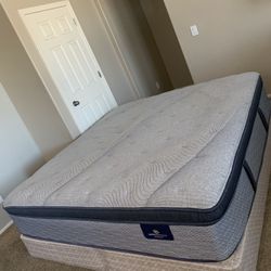 KING SERTA EUROTOP MATTRESS AND FREE BOX SPRINGS 