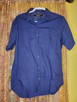 Adutls xl shirt