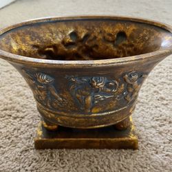 Gold Cherub Flower  Pot