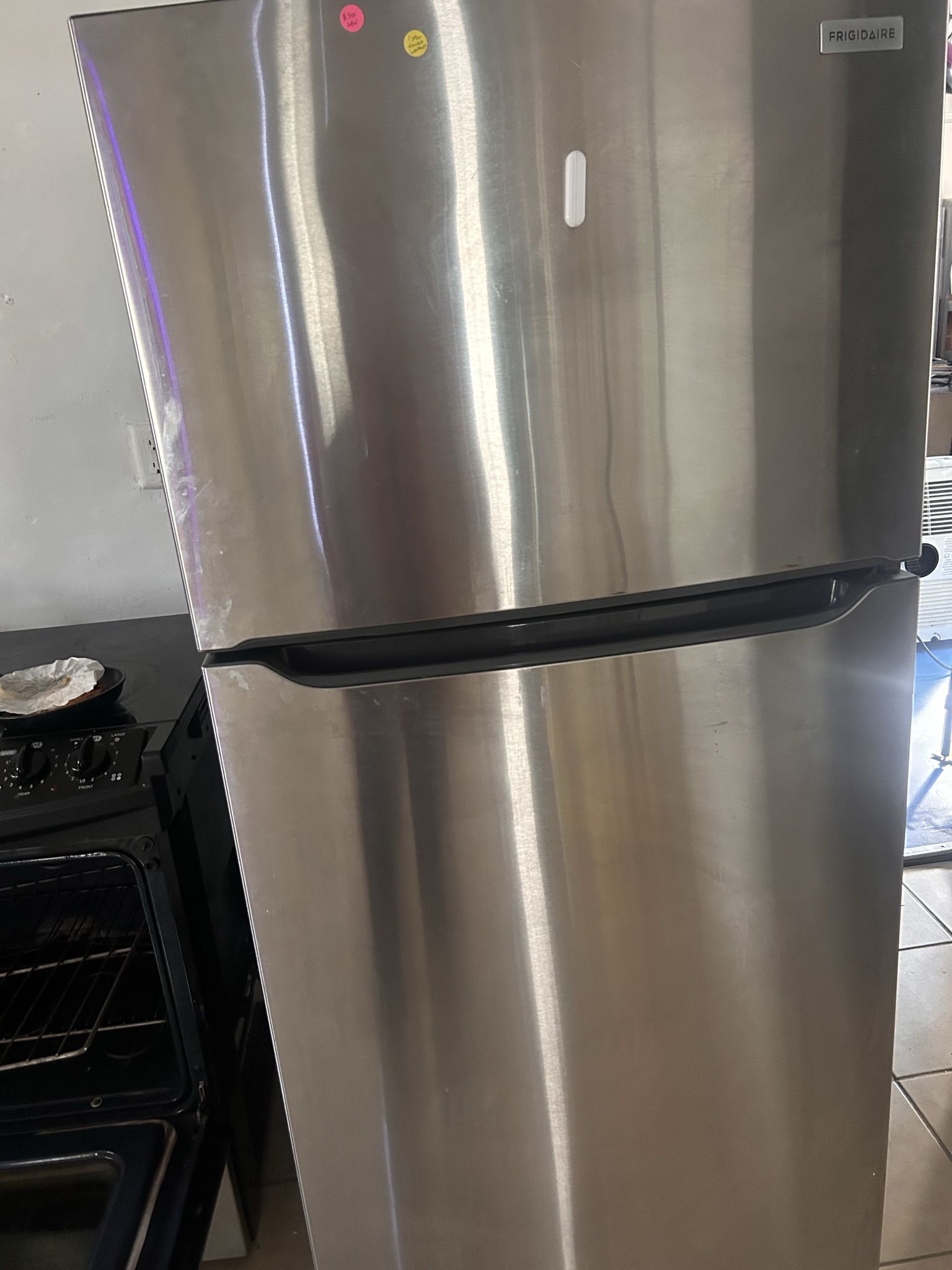 Working dryer in exchange for full-size stainless steel working fridge