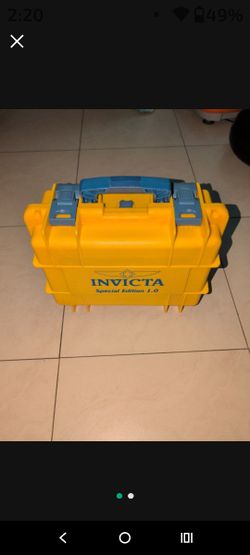 Invicta Watch Case! Excellent New Condition 