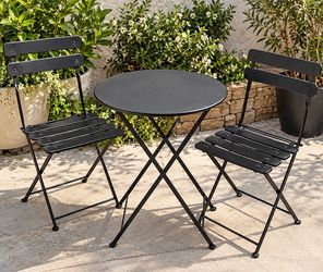 New folding  table and chairs