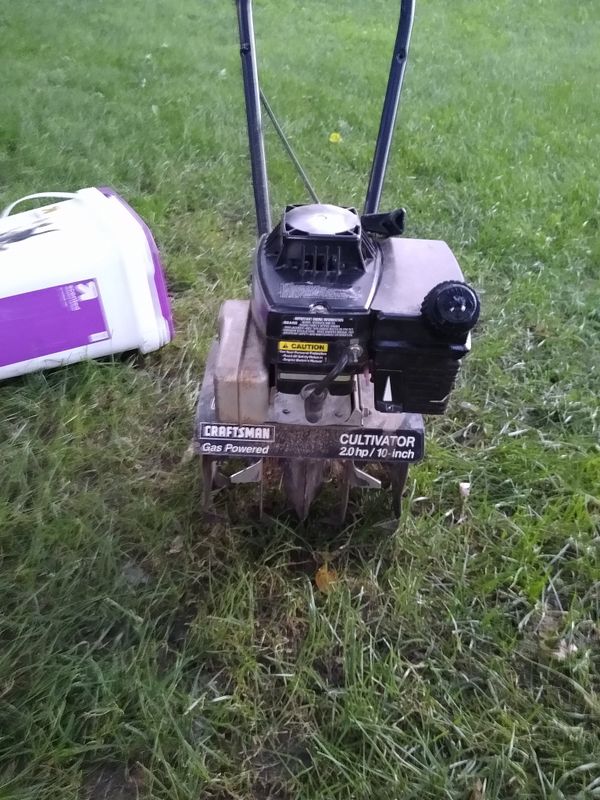 Craftsman gas powered cultivator 2.0 10 inch for Sale in Aurora, IL