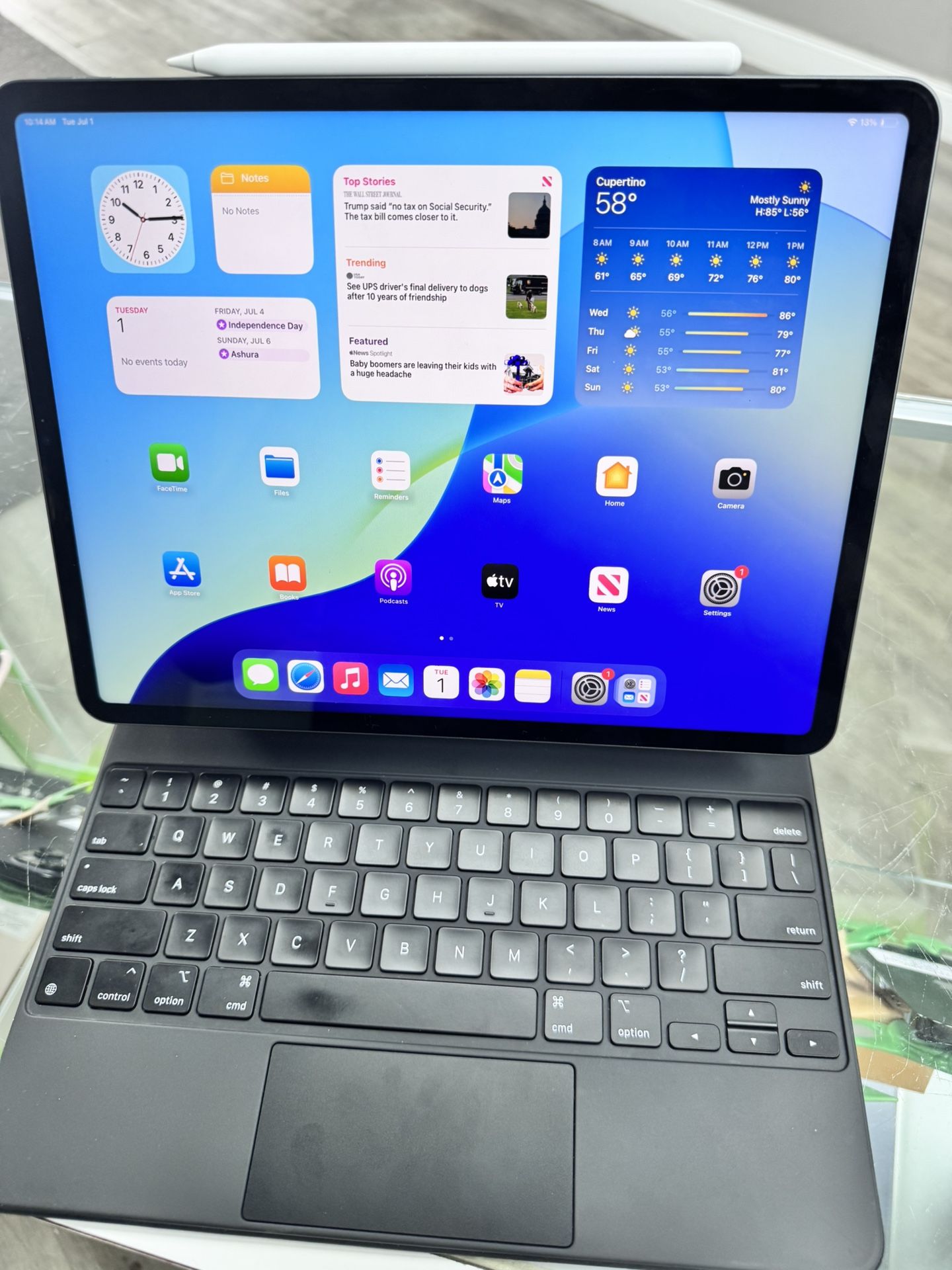 iPad Pro 12.9 5th Gen 256 Gb With Apple Case