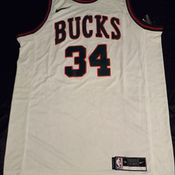 New Giannis Jersey 