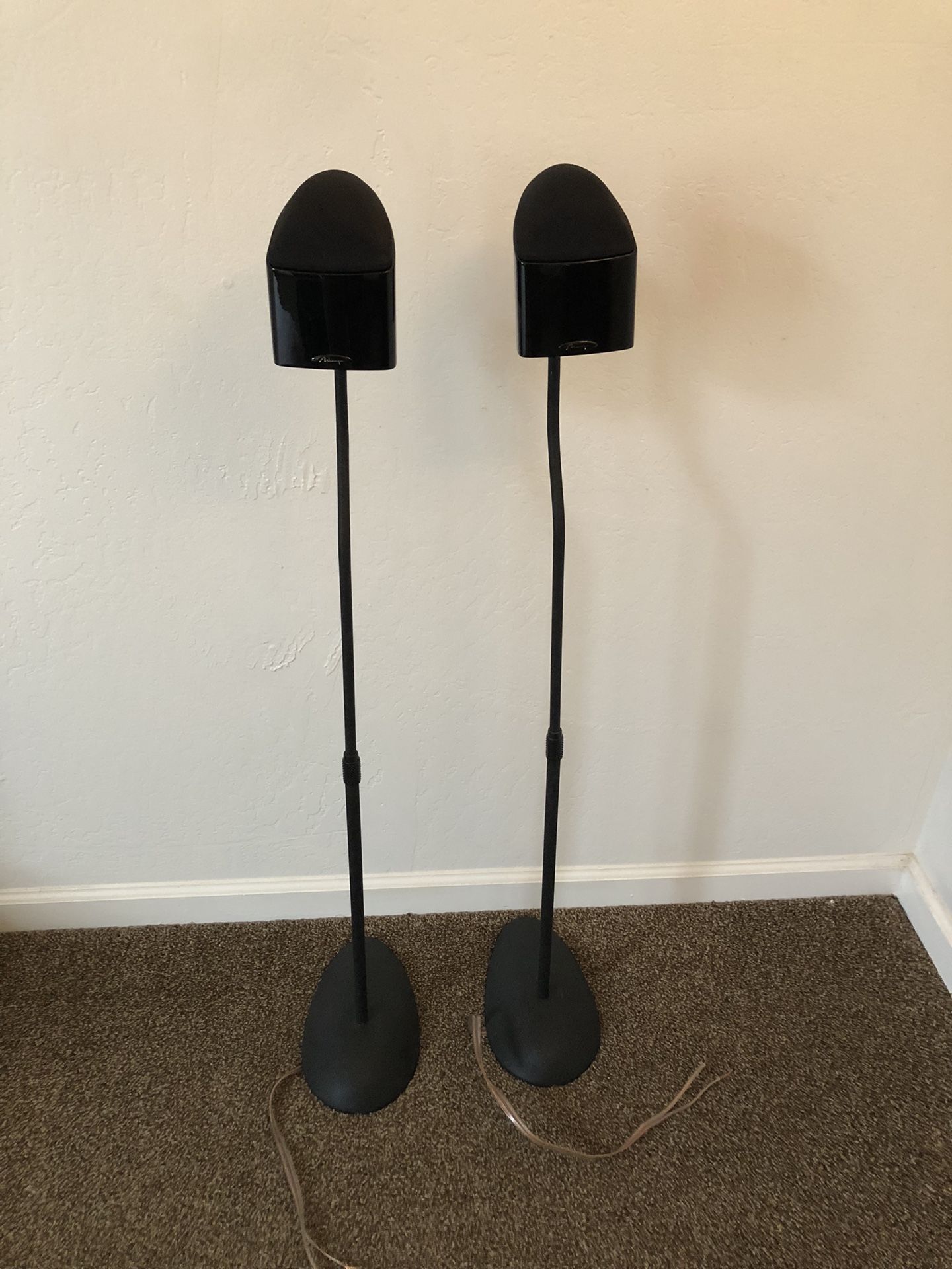 Mirage Nanosat Prestige5 Speakers with stands