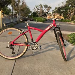 B'Twin Original 5 Hybrid Bike - 26" Wheels, 17" Frame