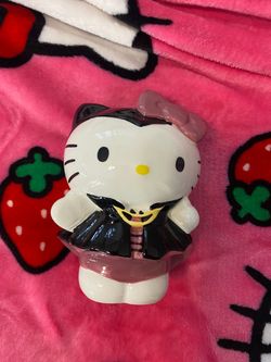 Hello Kitty Dracula Ceramic
