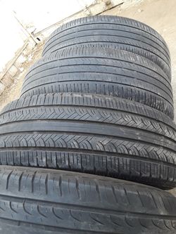 225/70r15 Dakota set of tires
