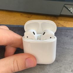 AirPods 