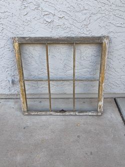 Vintage old wood window frame - great for decor - has hooks on back to hang on wall - Ahwatukee area