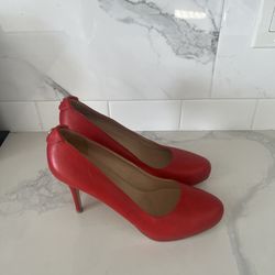 Red Heels 👠 Size 9 