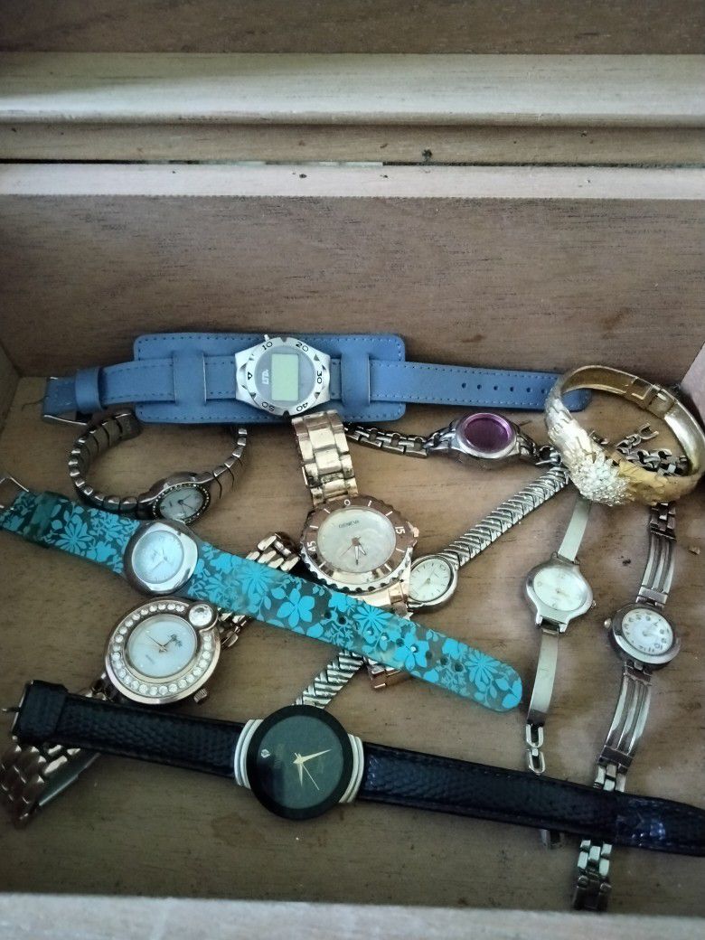 Lot Of 11 Watches