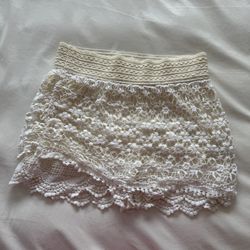 Romantic Ivory Crochet Lace Skort – Floral Boho Overlay, Built-In Shorts – Worn Once - Size Small