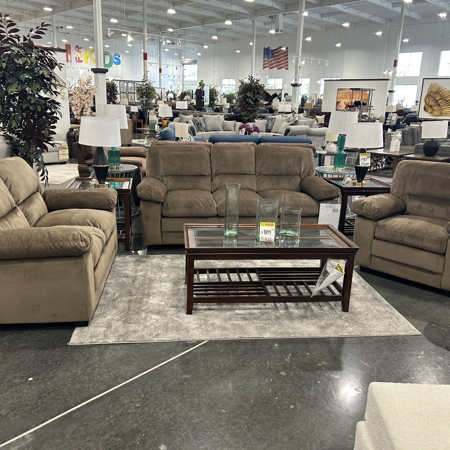Big lots living 2024 room furniture clearance