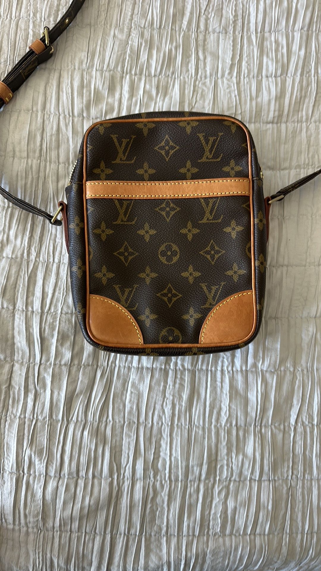 Louis Vuitton Cross Body Bag