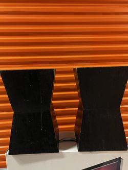 Speaker Stand Display wooden Rustic Table Chair