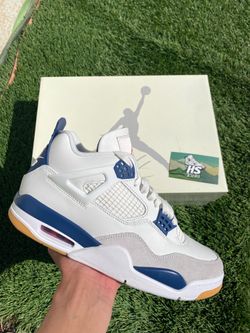 Jordan 4 SB Navy
