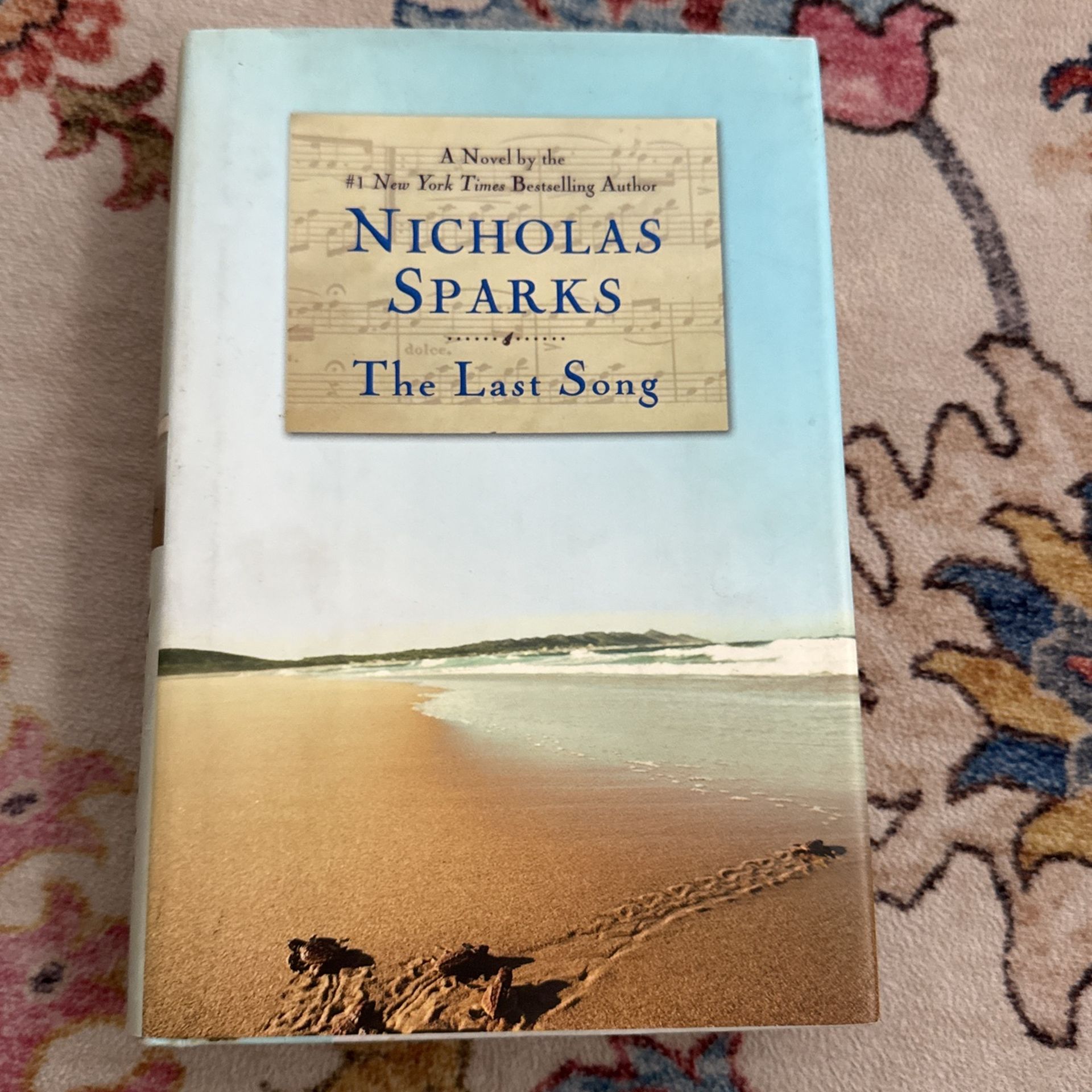 Book - The Last Song - By Nicholas sparks (Hard Cover)