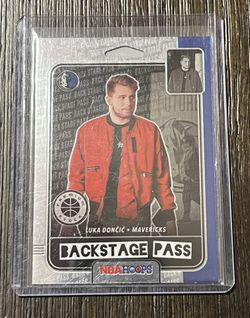 2019 LUKA DONCIC NBA Hoops Premium Stock #3