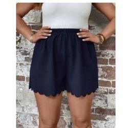 Women's Navy Scalloped Shorts 0XL
