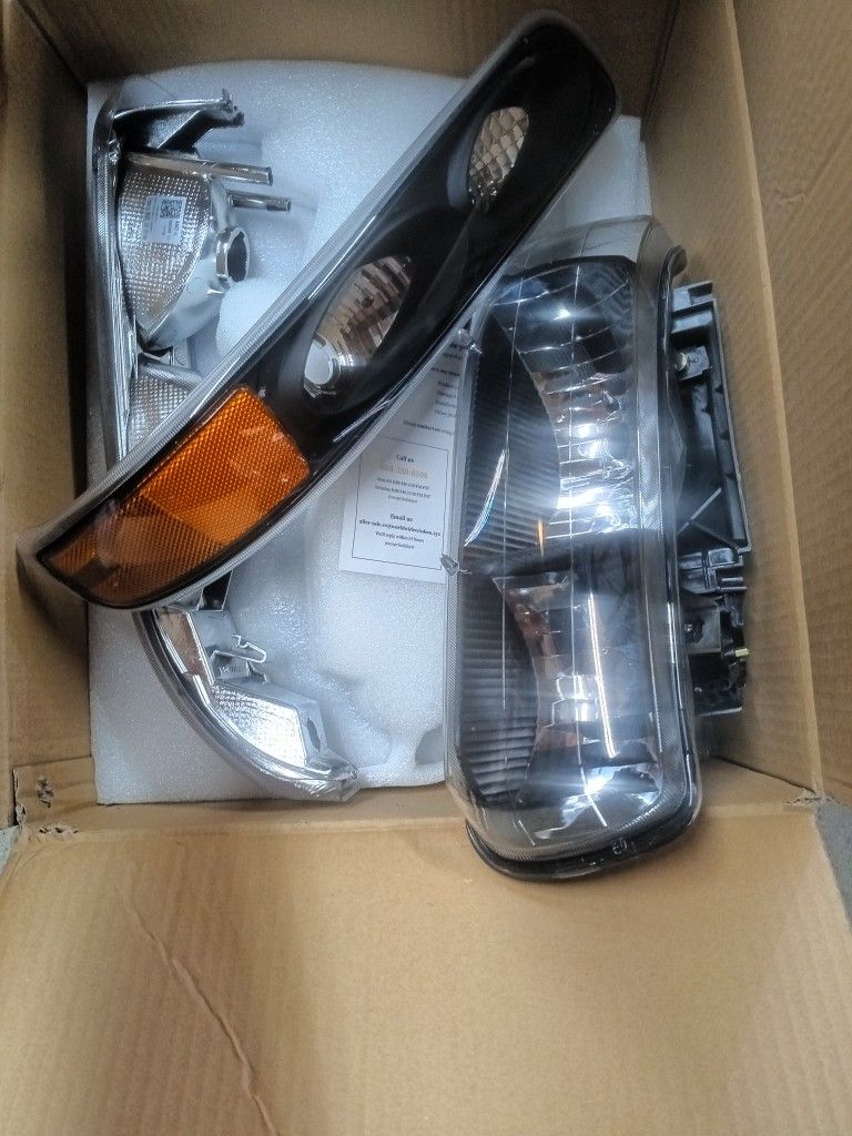 99-06 Chevy Lights