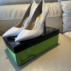 Hazel Pointed Toe Pump