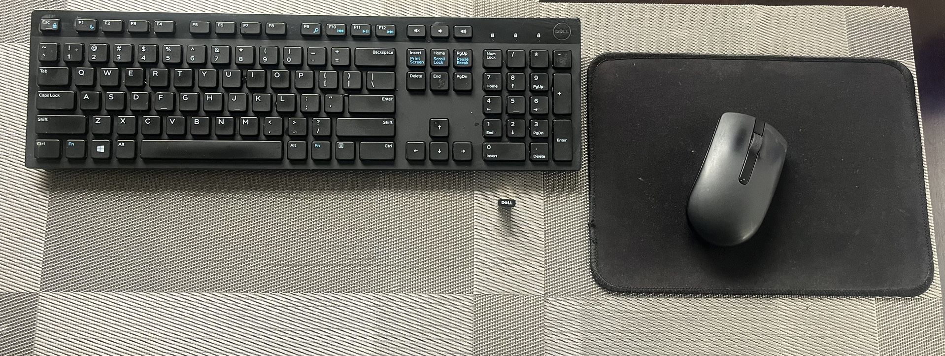 Dell/Logitech Wireless Keyboard & Mouse