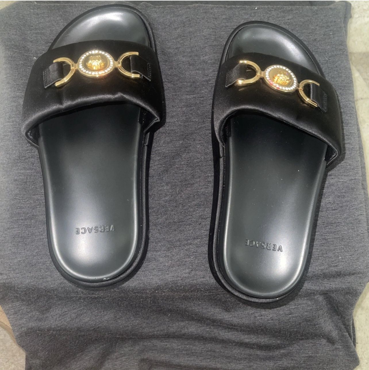 Black VERSACE MEDUSA '95 BIGGIE Platform Slide Sandal 38.5 No Box Or Dust bag