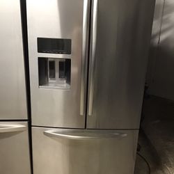 Refrigerator Kitchen Aid 
