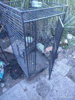 Good Used Parrot Cage
