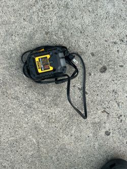Charger dewalt