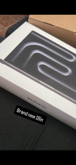 16-inch MacBook Pro: Apple M5 Max chip with 18 core CPU and 40 core GPU 48GB 2TB SSD color: Space Black, QTY: 1
