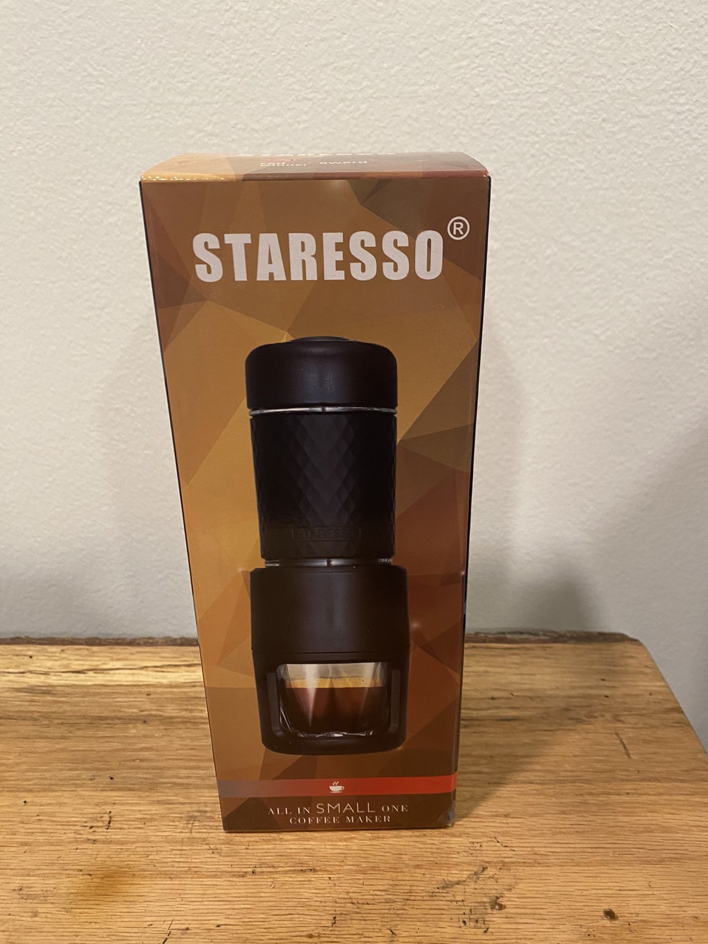 Compact and portable coffee maker. Perfect for traveling, camping and home  New and sealed