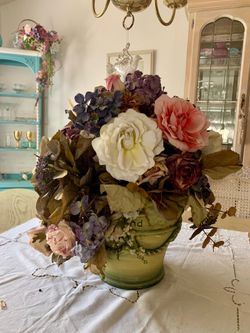 Flower arrangement