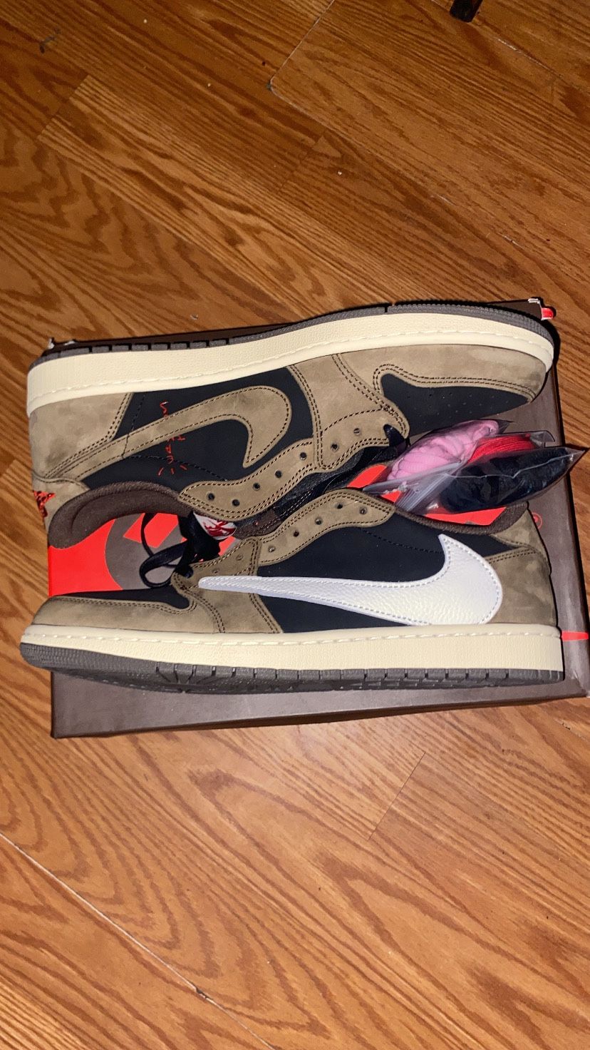Travis Scott Jordan 1 Low Size 11.5