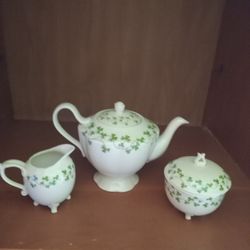 Shannon Tea-Set by Godinger&Co.