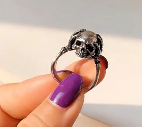 Skull Head Ring 