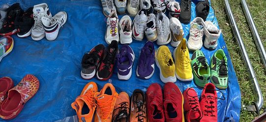Men’s size 13 & 14 athletic shoes