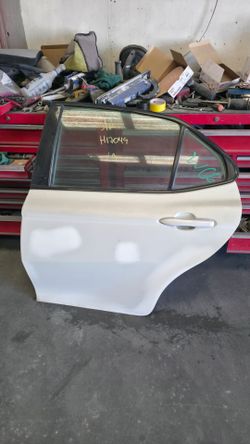 2018-2024 toyota camry door assembly