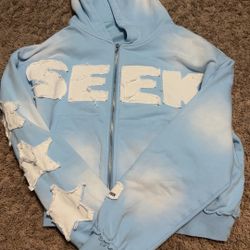 Large Seek Blue And White Sip Up 