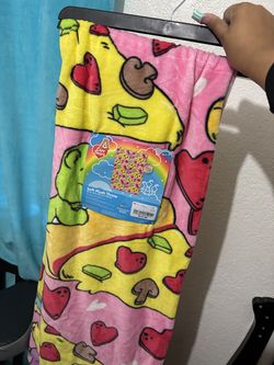 Carebears pizza blanket