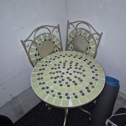 Mosaic Table With Chairs 