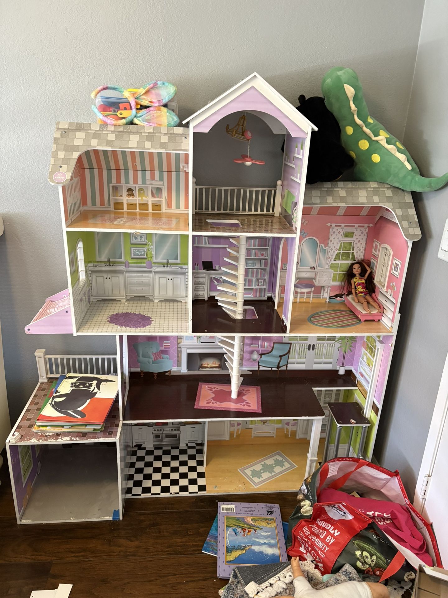 Barbie dollhouse